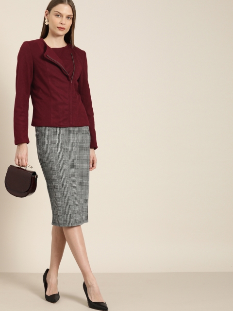 

her by invictus Women Maroon Solid Tailored Jacket