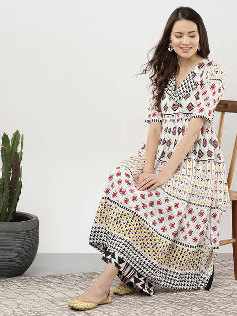 

Sangria Women Off-White & Black Printed Kurta with Palazzos