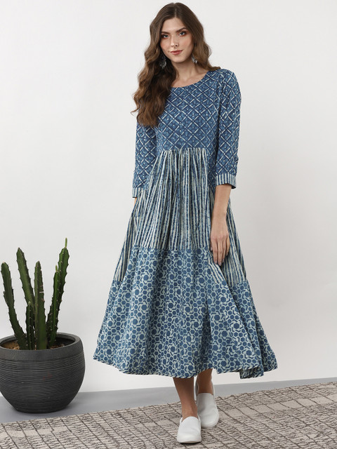 

Sangria Women Blue & Off-White Dyed Maxi Dress