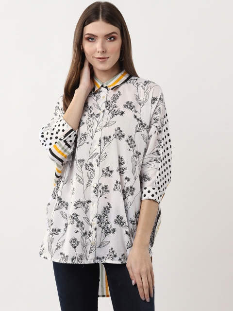 

Sangria Women White & Black Regular Fit Printed Casual Shirt