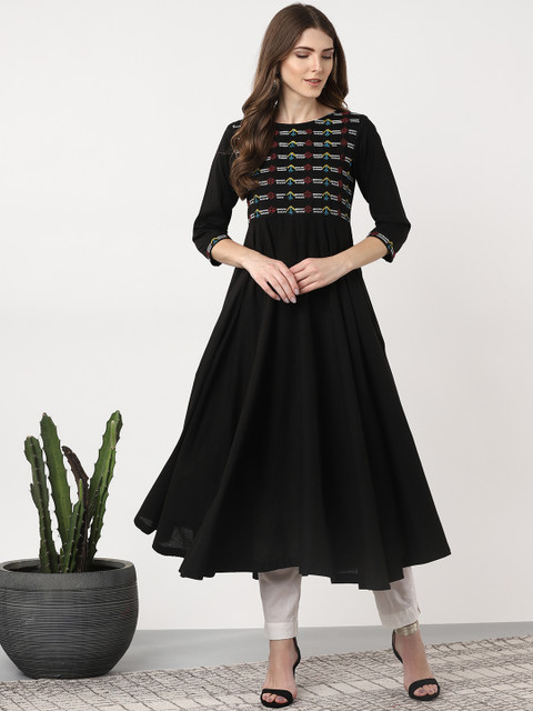 

Sangria Women Black & White Yoke Design Anarkali Kurta