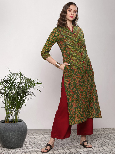 

Sangria Women Green Printed Straight Kurta