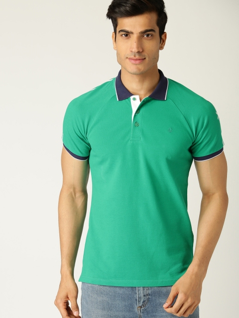 

United Colors of Benetton Men Green Solid Polo Collar T-shirt