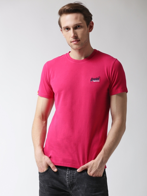 

Superdry Men Magenta Solid Round Neck T-shirt