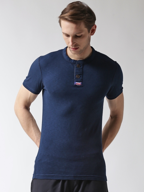

Superdry Men Navy Blue Solid Henley Neck T-shirt