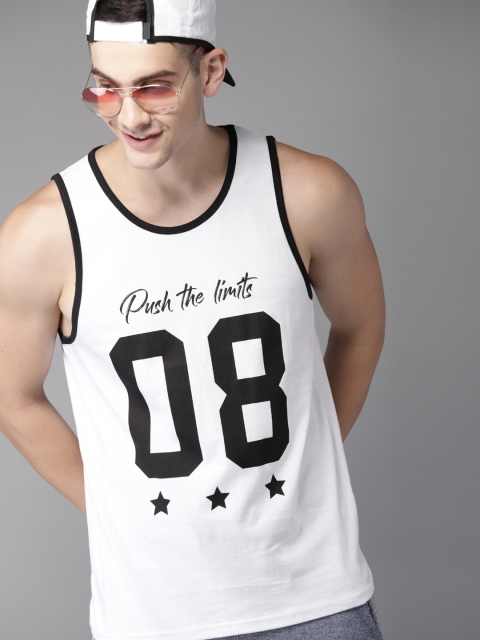 

HERENOW Men White Printed Round Neck Pure Cotton T-shirt