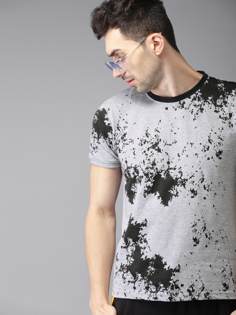 

HERE&NOW Men Grey & Black Printed Round Neck T-shirt