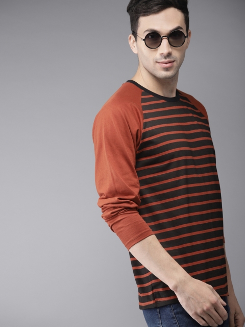 

HERE&NOW Men Rust Brown & Black Striped Round Neck T-shirt
