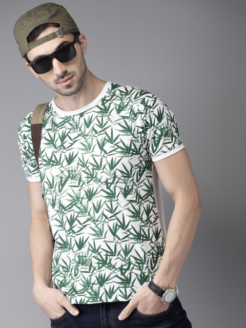 

HERENOW Men Green White Printed Round Neck Pure Cotton T-shirt
