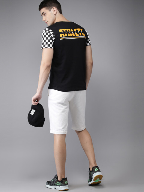 

HERE&NOW Men Black Printed Round Neck T-shirt