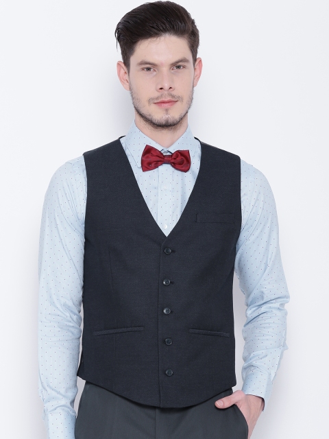 

Peter England Navy Italian Fit Waistcoat, Navy blue