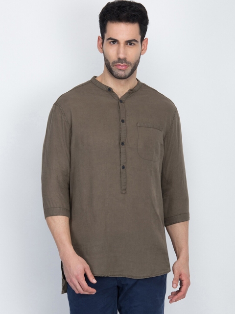 

Antony Morato Men Brown Regular Fit Solid Casual Shirt
