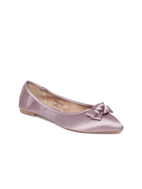 

People Women Pink Solid Ballerinas