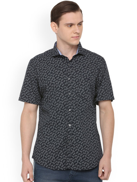 

Van Heusen Sport Men Black Slim Fit Printed Casual Shirt