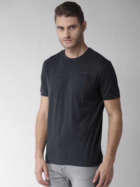 

GAS Men Navy Blue Solid Round Neck T-shirt