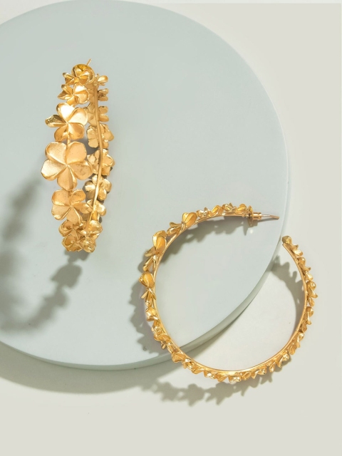 

Pipa Bella Gold-Plated Circular Hoop Earrings