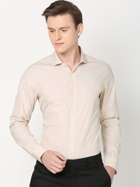 

SIMON CARTER LONDON Men Beige Slim Fit Solid Semiformal Shirt
