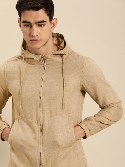 

ether Men Beige Solid Lightweight Tailored Shacket