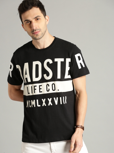 

Roadster Men Black & White Printed Round Neck T-shirt