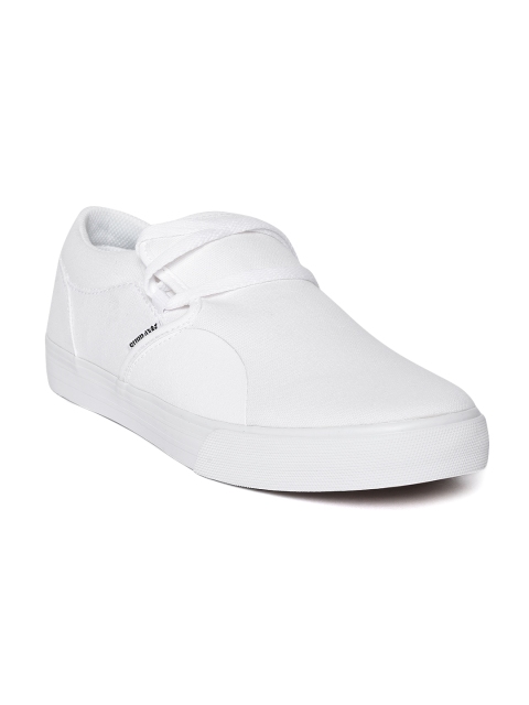 

Supra Men White Cuba Solid Sneakers