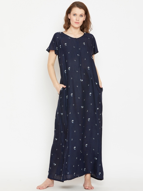

The Kaftan Company Navy Blue & White Printed Nightdress NT_CO_BIANCA11