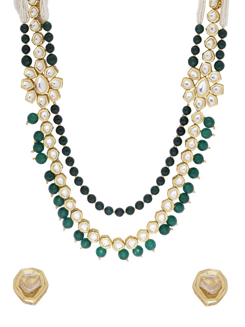

Voylla Gold-Toned & Green Brass-Plated Kundan-Studded Handcrafted Jewellery Set