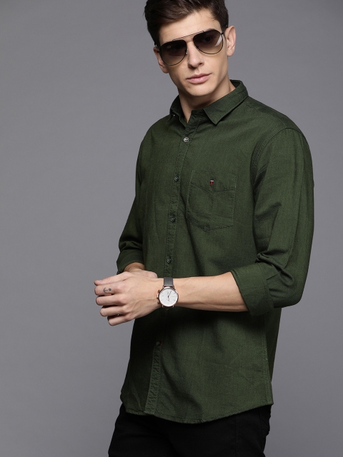 

Louis Philippe Sport Men Green Slim Fit Solid Casual Shirt