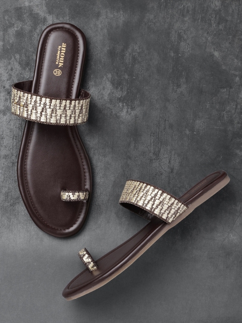 

Anouk Women Cream-Coloured & Brown Woven Design One Toe Flats