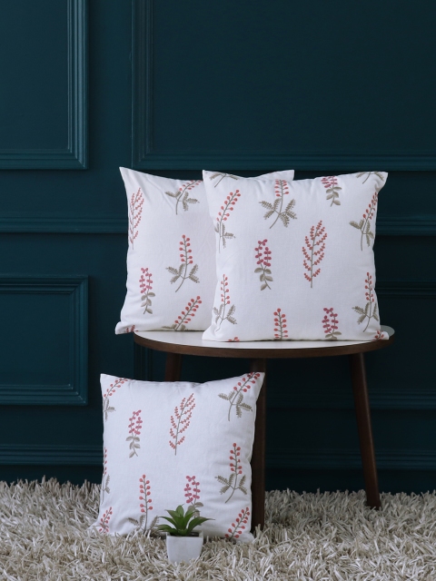 

GMF White Set of 3 Floral Square Cushion Covers