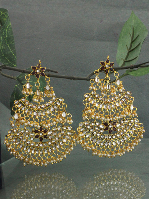 

Sia Art Jewellery Women Gold-Toned Gold-Plated Classic Chandbalis