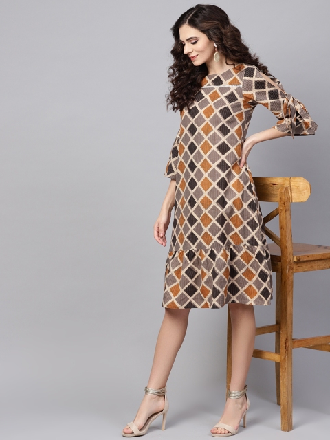 

Jaipur Kurti Women Beige & Grey Printed A-Line Dress