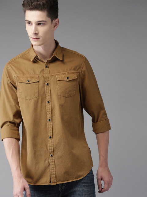 

THE BEAR HOUSE Men Khaki Modern Slim Fit Solid Casual Shirt