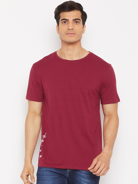 

Blackberrys Men Maroon Solid Round Neck T-shirt