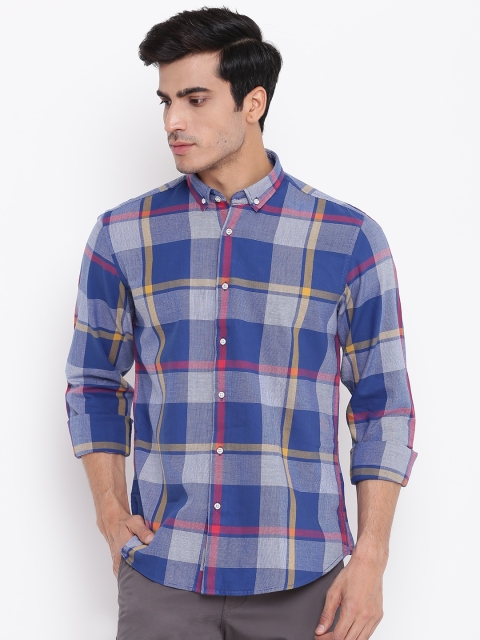 

Blackberrys Men Blue & Red Slim Fit Checked Casual Shirt
