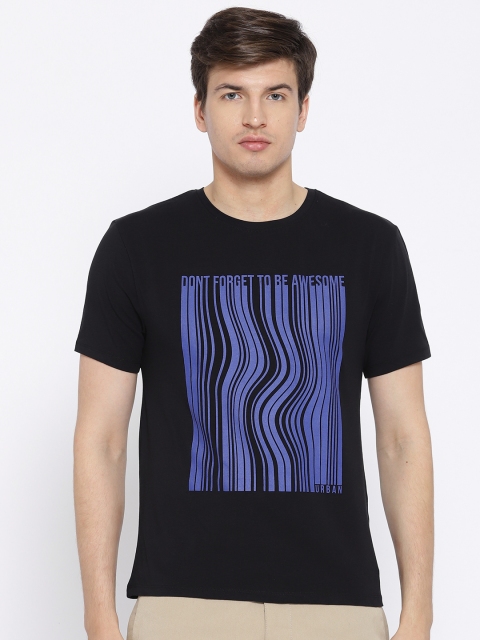 

Blackberrys Men Black Printed Round Neck T-shirt