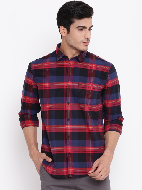 

Blackberrys Men Navy & Red Slim Fit Checked Casual Shirt, Navy blue