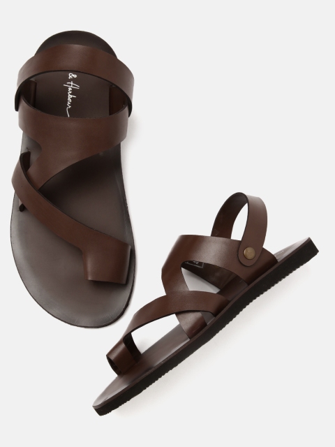 

Mast & Harbour Men Brown Comfort Sandals