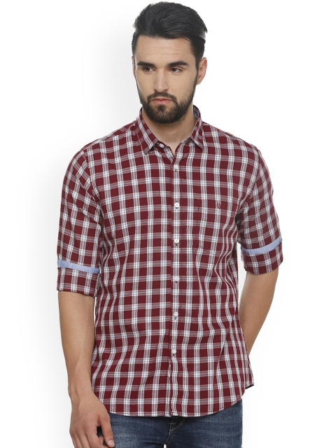 

Van Heusen Sport Men Maroon & Off-White Slim Fit Checked Casual Shirt