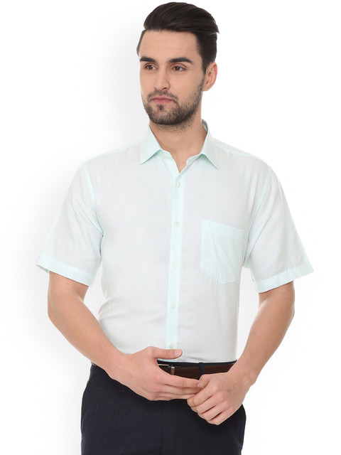 

Van Heusen Men Blue Regular Fit Solid Formal Shirt