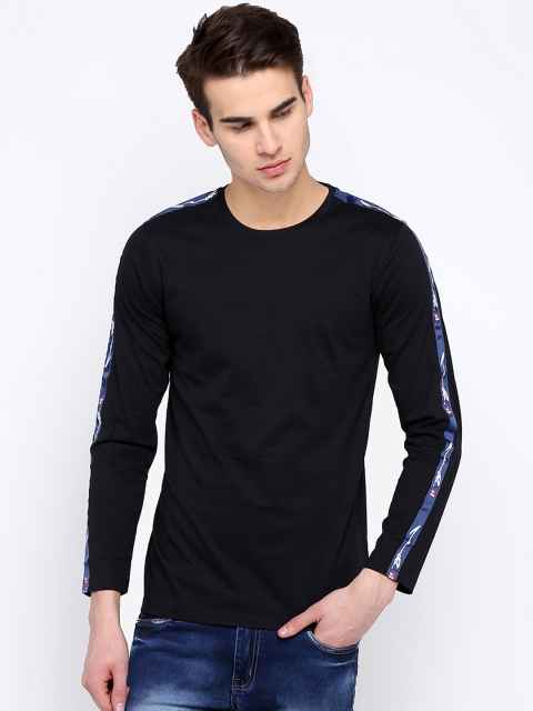 

Maniac Men Black Solid Round Neck T-shirt