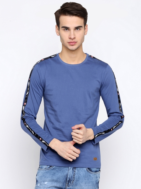 

Maniac Men Blue Solid Round Neck T-shirt