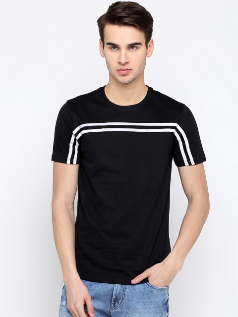

Maniac Men Black Solid Round Neck T-shirt