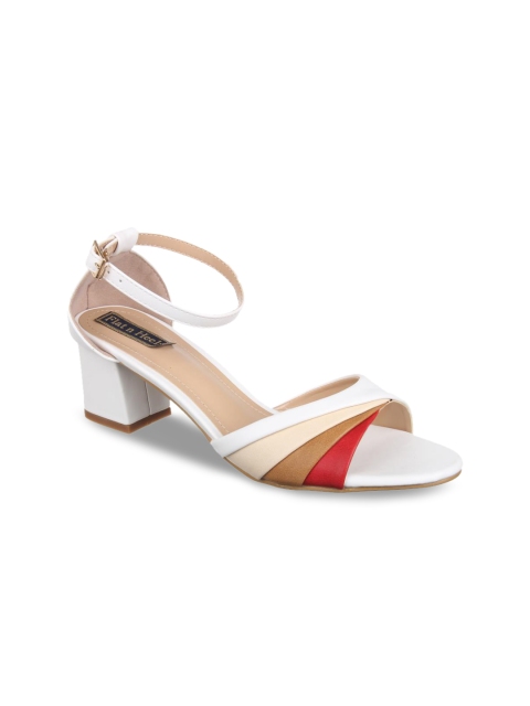 

Flat n Heels Women White Printed Sandals