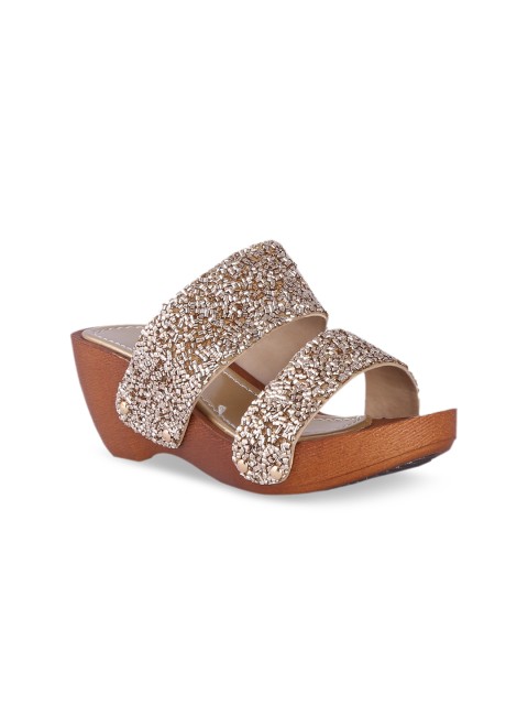 

MSC Women Gold-Toned Solid Sandals