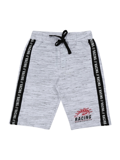 

Pantaloons Junior Boys White Self Design Regular Fit Regular Shorts