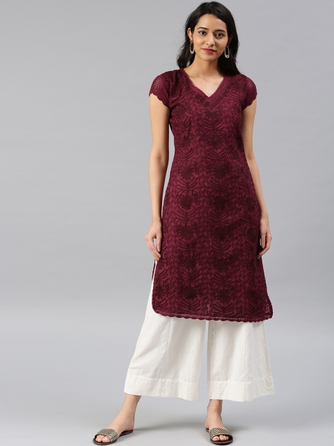 

Saadgi Women Maroon Embroidered Handloom Straight Kurta
