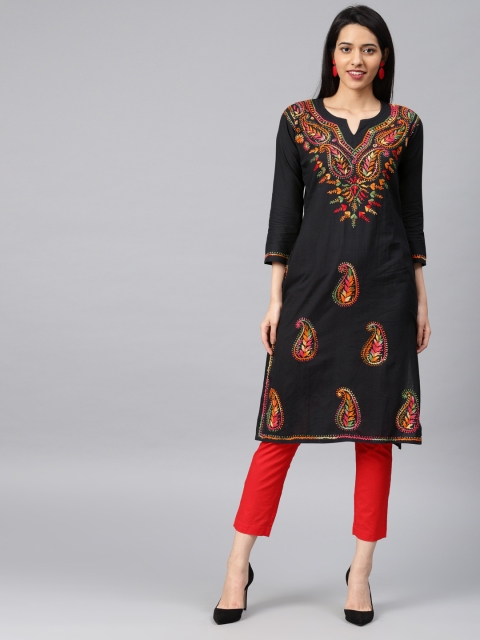 

Saadgi Women Black Embroidered Straight Kurta