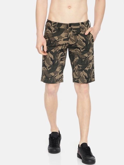 

Moda Rapido Men Olive Green Camouflage Printed Slim Fit Shorts