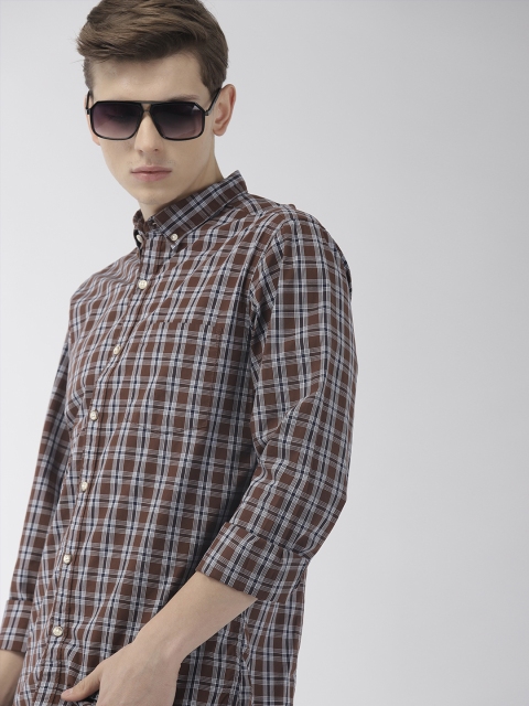 

Harvard Men Brown & Navy Blue Regular Fit Checked Casual Shirt