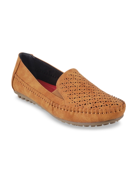 

Metro Women Tan Loafers
